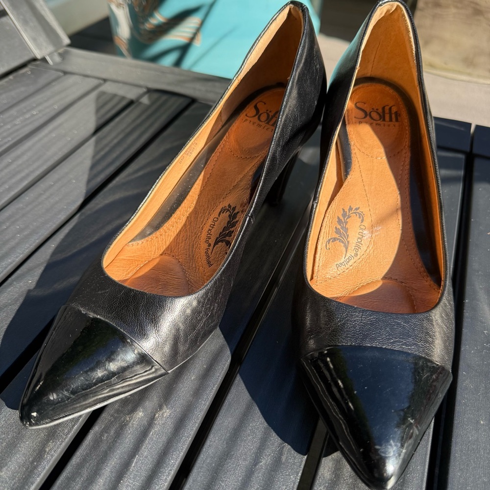 Sofft Women's Black Leather Heels